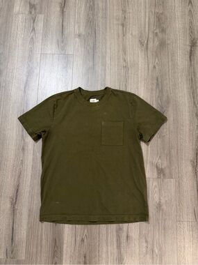 Men's Olive Short-Sleeve Pocket Tee